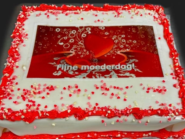 moederdag taart 9 pers.
